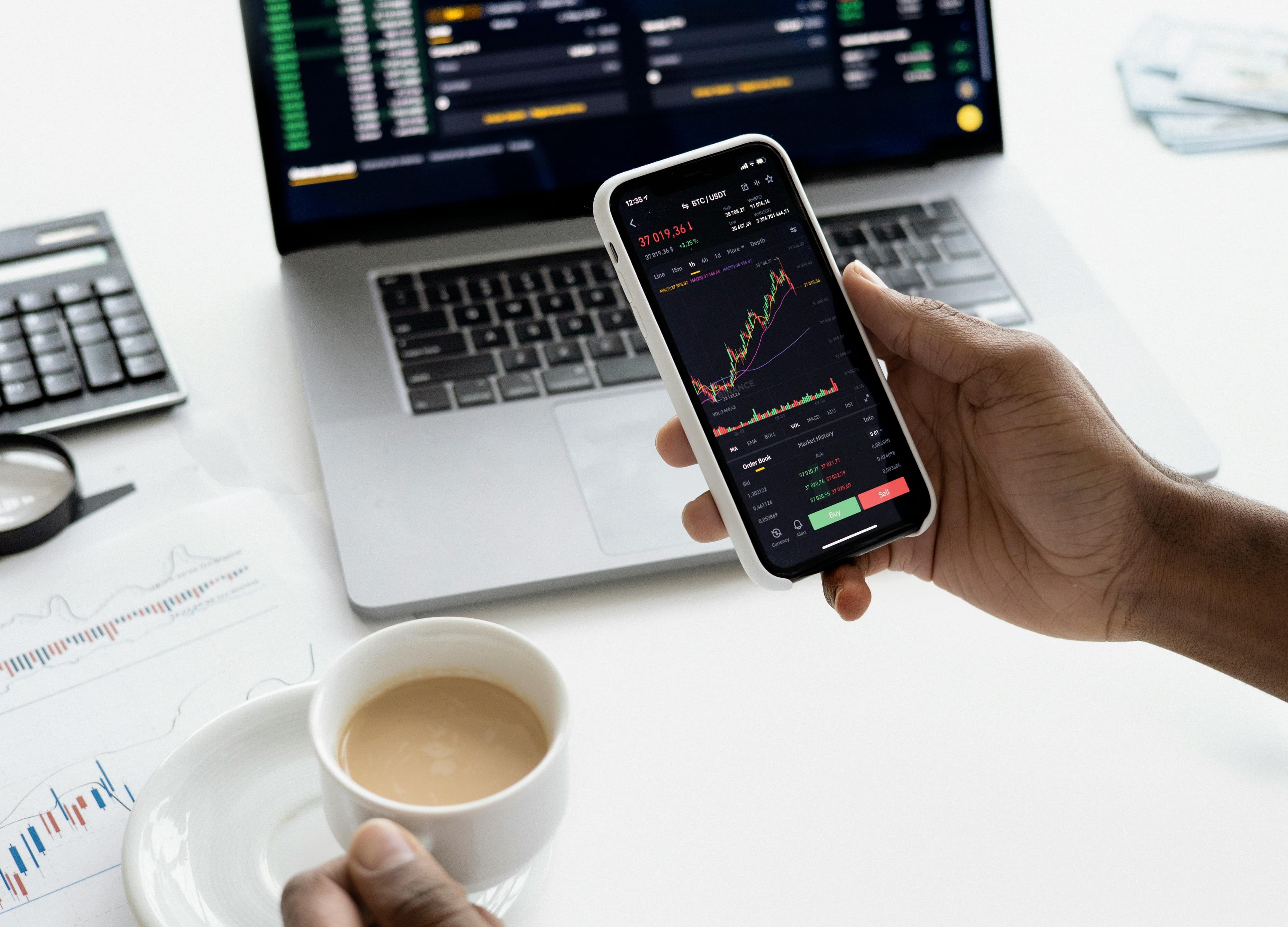 From Manual Trades to Custom Algo: What Automation Really Changes
